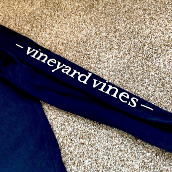 Vineyard Vines Men’s Shirt - Picture 4 of 6